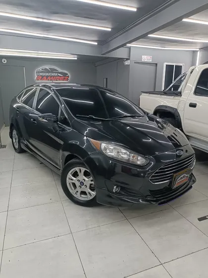 Ford Fiesta 1.6 Sportback Se At