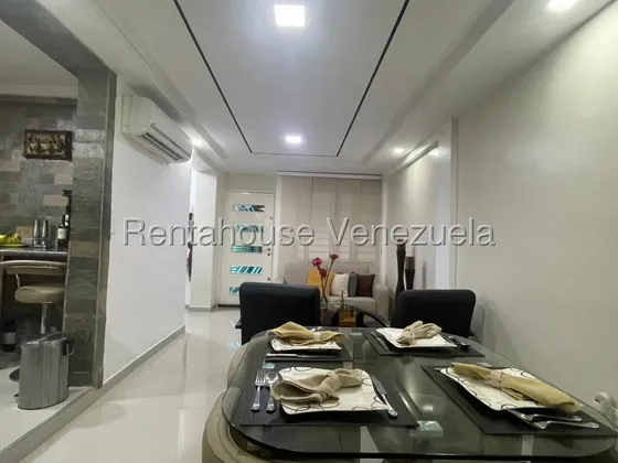 Luis Quiroz Vende Townhouse En Villa Jardín San Diego, Conj. Cerrado Con Vigilancia 24/7 Pozo  Lq 25-20731