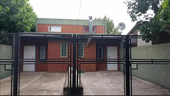 Casa En Venta - 1 Dormitorio 1 Baño - 324mts2 - Del Viso