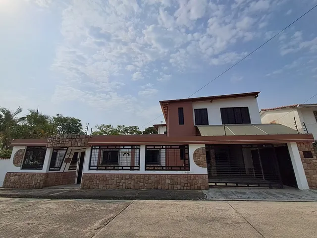  Vende Casa Urbanización Los Sauces. V.l.