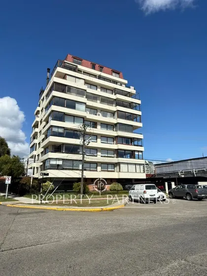 Arriendo Departamento, Vista Al Río, Costanera Val...