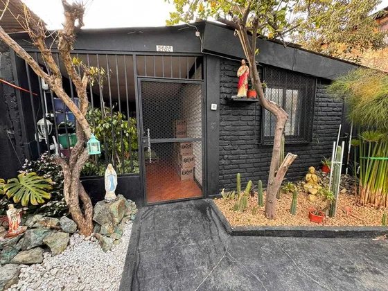 Santa Julia , Macul Casa (98447)