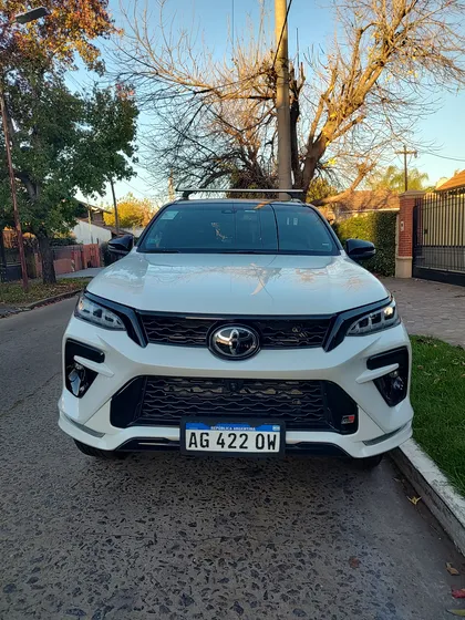 Toyota Sw4 2.8 Tdi Gr-s 4x4 7as 6at