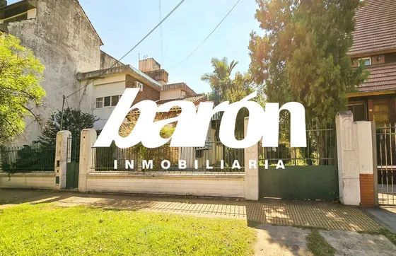 Casa En Venta En Banfield
