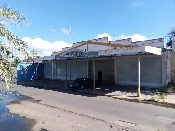 En Venta  Galpon De 600 M2 En Ciudad Bolivar