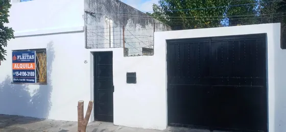 Alquile Cómodo Ph 3 Ambientes En Planta Baja Con Cochera   