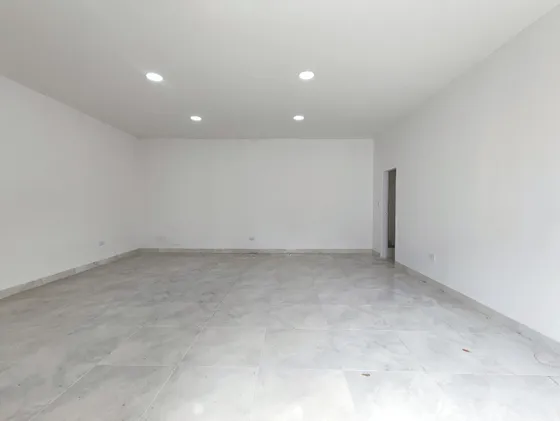 Local En Arriendo En La Playa. Cod A29944