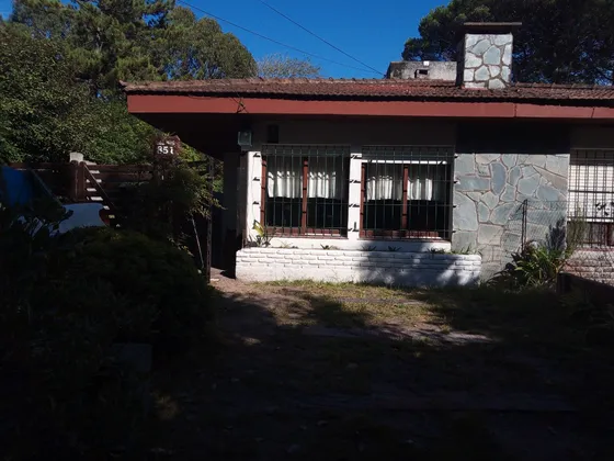 Casa En Alquiler Temporario Villa Gesell, Barrio Norte