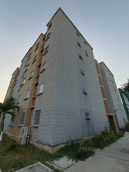 Vende Apartamento En Terrazas De San Diego, Valencia San Diego Z11-06 Angel Tovar 