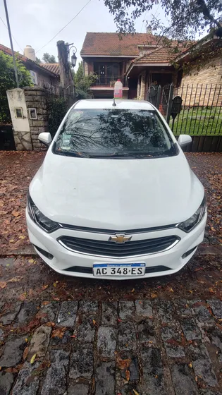 Chevrolet Onix 1.4 Ltz At 98cv