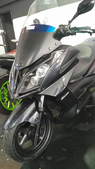 Kymco Downtown 300i