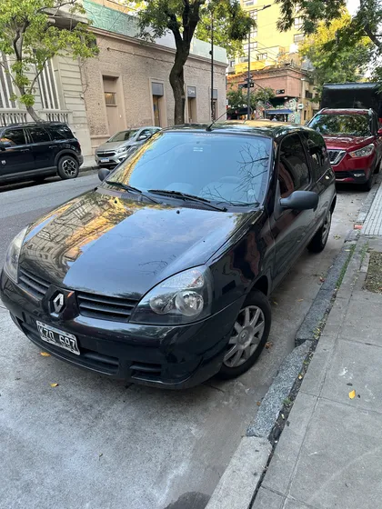 Renault Clio 1.2 Authentique Pack Ii 75cv