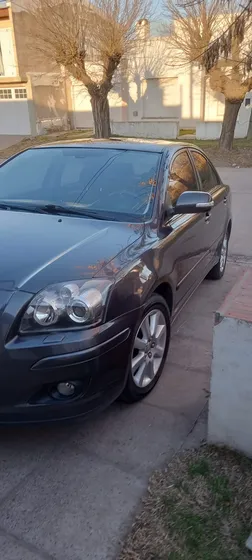 Toyota Avensis 2.0 At