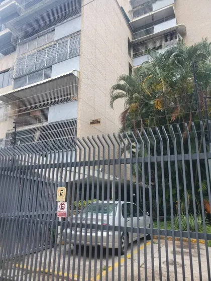 Espectacular Apartamento Amoblado De 50 Metros En Los Palos Grandes