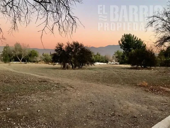 Lindo Sitio En Exclusivo Condominio Con Club De Golf