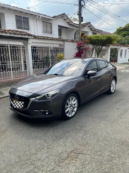 Mazda 3 2.0 Sport Grand Touring