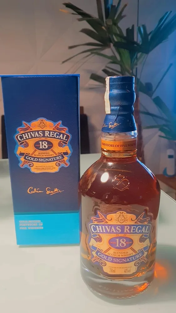 Whisky 18 anos gold sgnature 750ml Chivas Regal | Frete grátis Whisky 18 anos gold sgnature 750ml Chivas Regal | Frete grátis