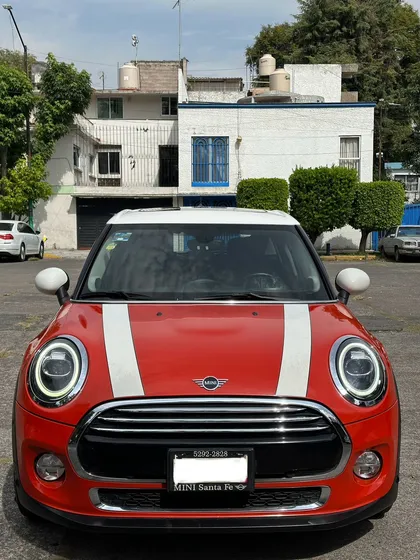 Mini Cooper 1.5 Pepper 5 Puertas At