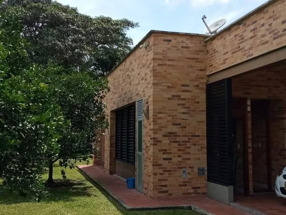Espectacular Casa Con Piscina En Cerritos, Pereira