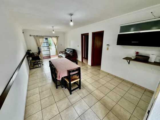 Departamento En Venta De 2 Dormitorios 2 Baños