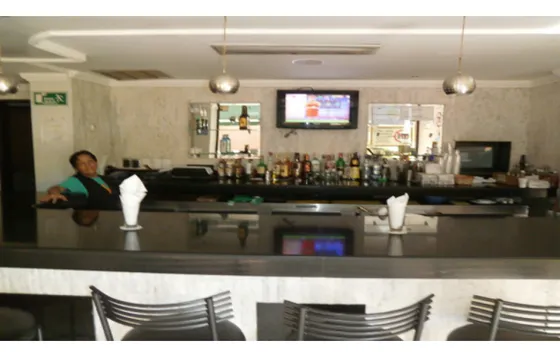 Se Vende Hotel 2.480m2 El Rosal 0727