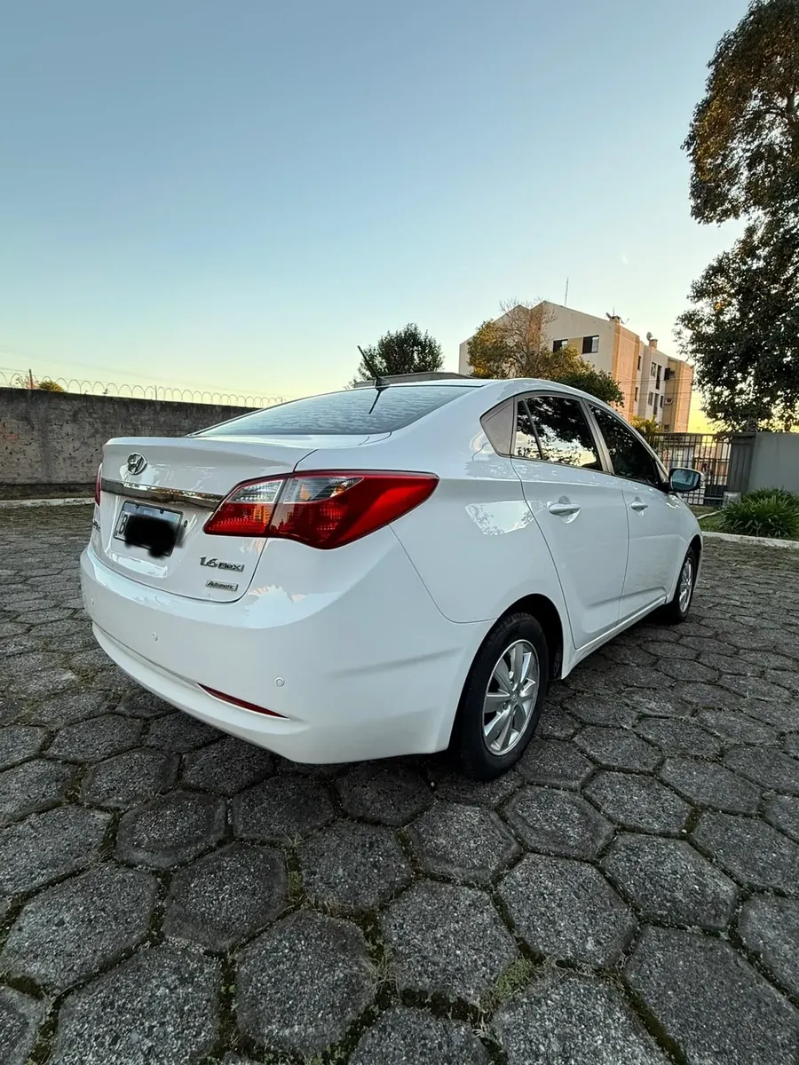 Hyundai Hb20s 2015 1.6 Comfort Plus Flex Aut. 4p — foto 5