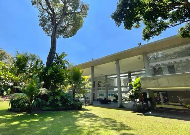 Espectacular Casa Minimalista Con Piscina
