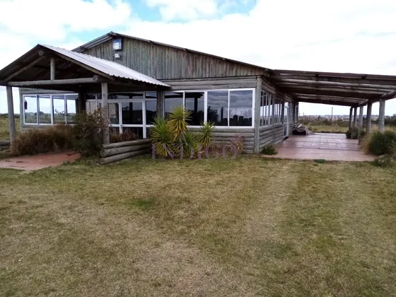 Chacra En Venta De 5 Hectáreas Con Tajamar Y Casa