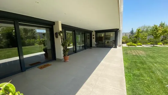Ultimo Departamento Exclusivo Con Jardín En Las Condes