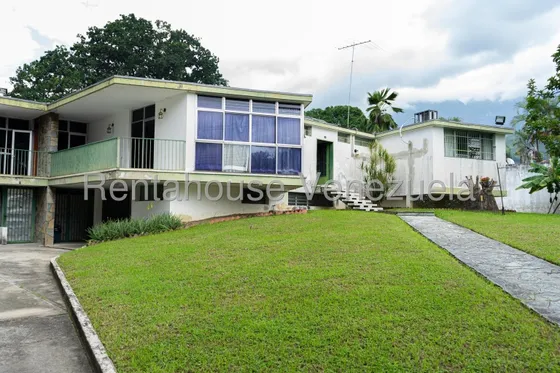 Casa En Venta En El Limón Maracay 25-7362 Irrr