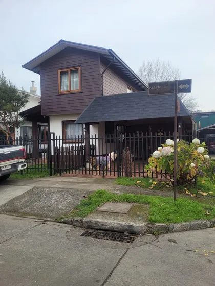 Casa En Venta Excelente Ubicación En Sector Ángel Muñoz, V