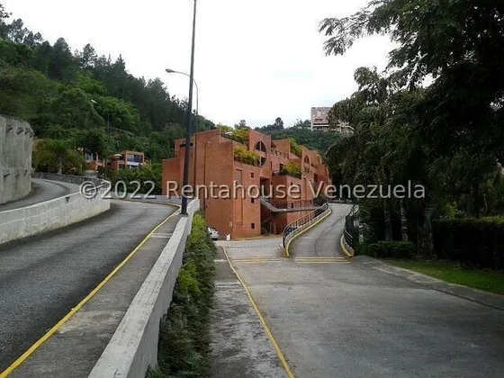 Bello Y Acogedor Townhouse Mls #24-28695