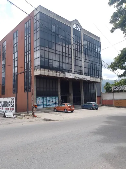Locales Para Uso Múltiple En Alquiler, Edif. Compro (antiguo Iut Rufino Blanco Fombona) Carretera Nacional, Sector Las Barrancas, Guatire