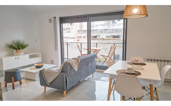 Venta Departamento Un Dormitorio. Rosario. Centro. Con Pileta Amenities