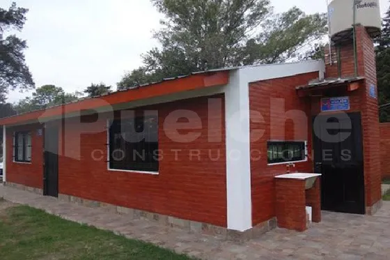 Cómodo Chalet 3 Dormitorios. A Construir En 30 Días. Construcción Tradicional 