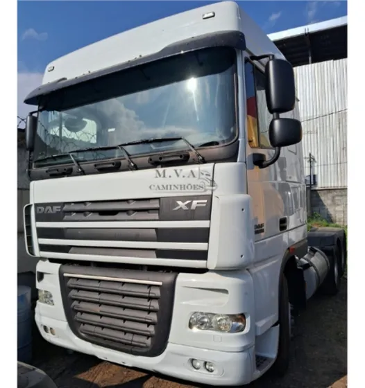 Daf Xf 105 Fts Sc 460 6x2 Único Dono