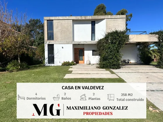 Casa En Venta Y Alquiler, 6 Ambientes - Valdevez
