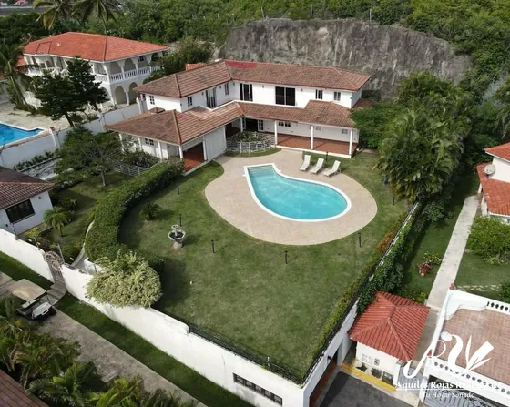 Hermosa Villa En Cofresi