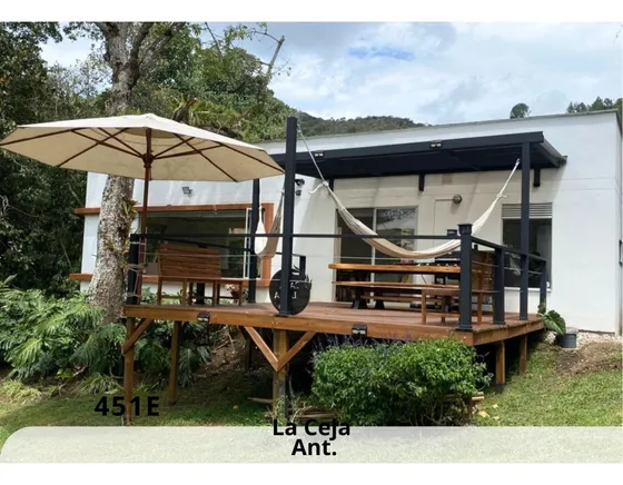 Vendo Espectacular Casa En Parcelación Abierta En La Ceja