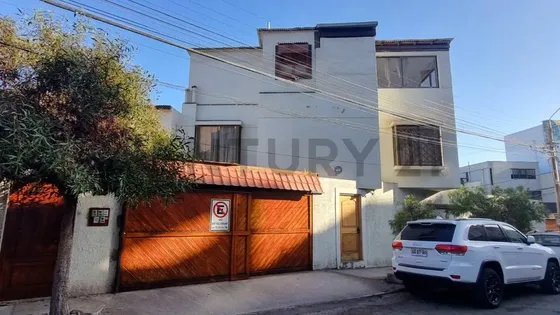 Se Vende Casa En Parque Inglés