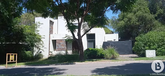 Casa En Solares De San Alfonso