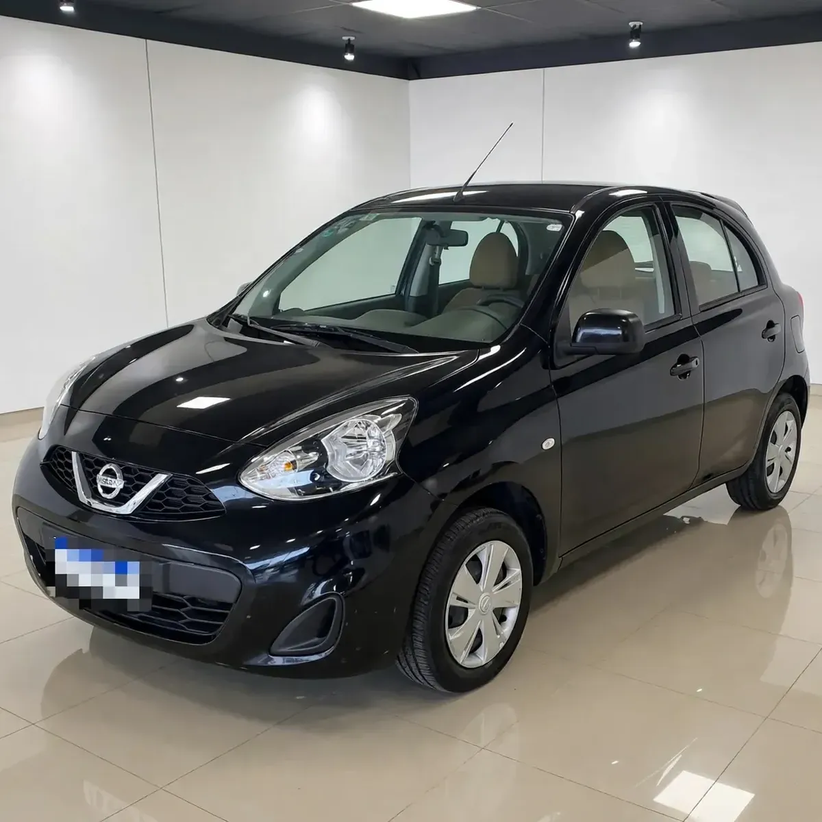 Nissan March 1.6 Active 107cv