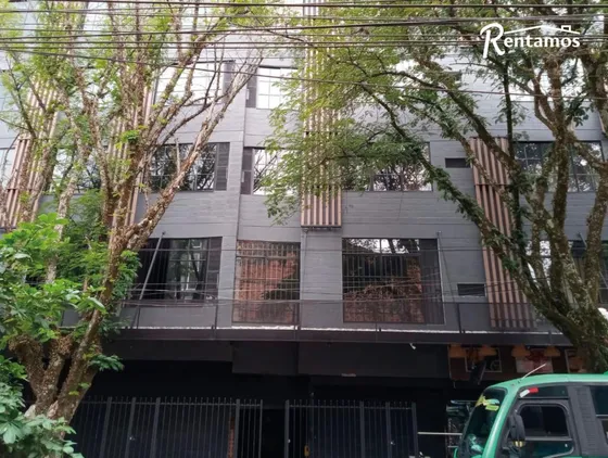 Local En Arriendo En Laureles. Cod A11408