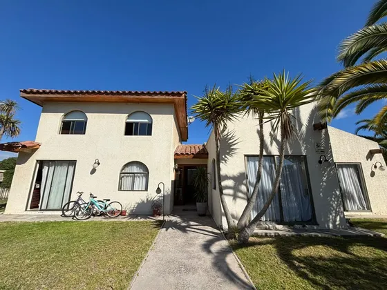 Casa En Venta En Peñuelas, Coquimbo