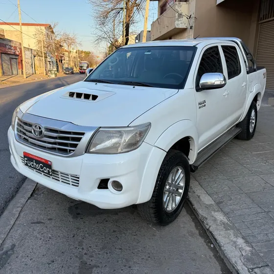 Toyota Hilux Pick-up 3.0 Cd Srv Cuero I 171cv 4x4 5at