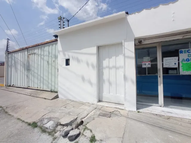 Desireé De Sousa Alquila Local Comercial En Av. Nicolás Patiño Cabudare, A Pie De Calle, Vía Muy Transitada, Cód #25-17455