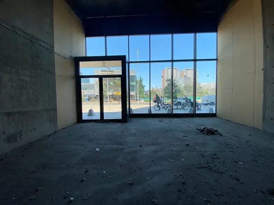Local Comercial Con Gran Visibilidad Y Conectividad, Ñuñoa