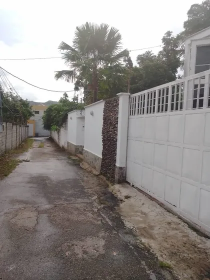 Lisbeth García Bienes Raíces Casa En Venta En La Urb. El Piñal, El Limón