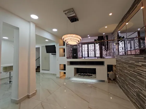 Vendo Casa Unifamiliar En Cabañas 