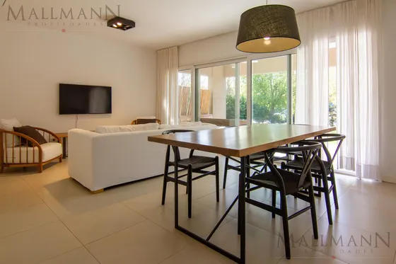 Venta Departamento Planta Baja Con Jardin 3 Ambientes Terrazas Al Golf Pilara